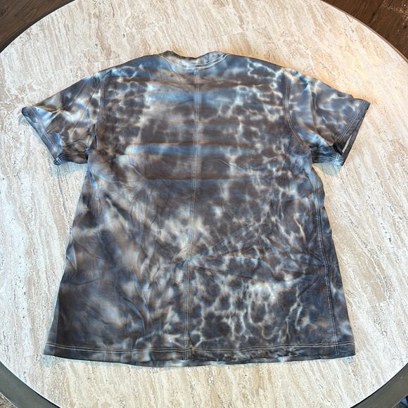 LULULEMON TEE - Picture 2 of 5